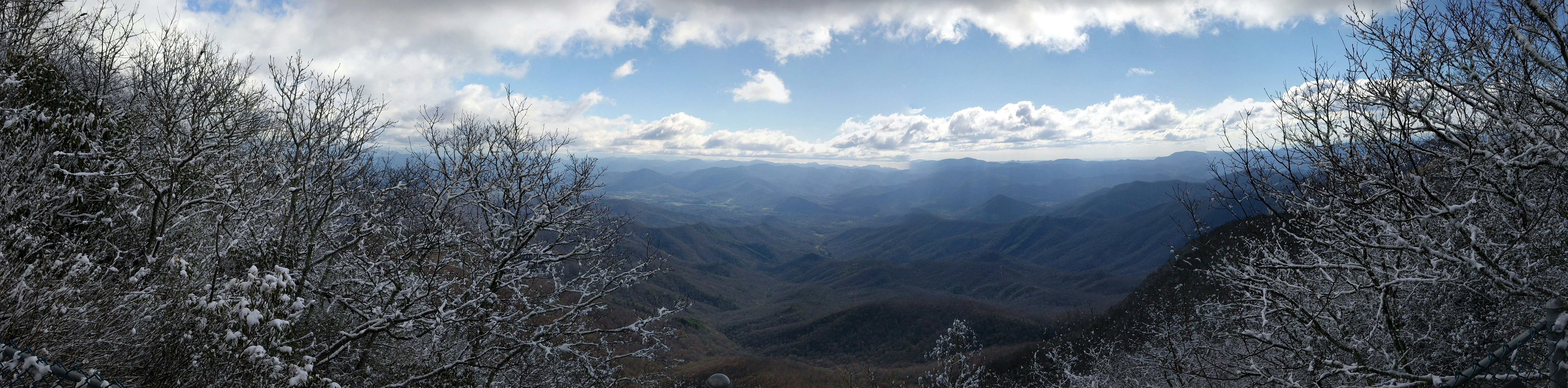 Free Unsplash photo from Gus Hoover