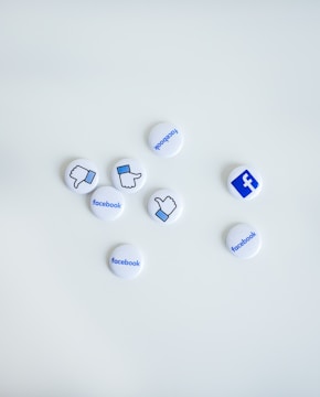 facebook like buttons