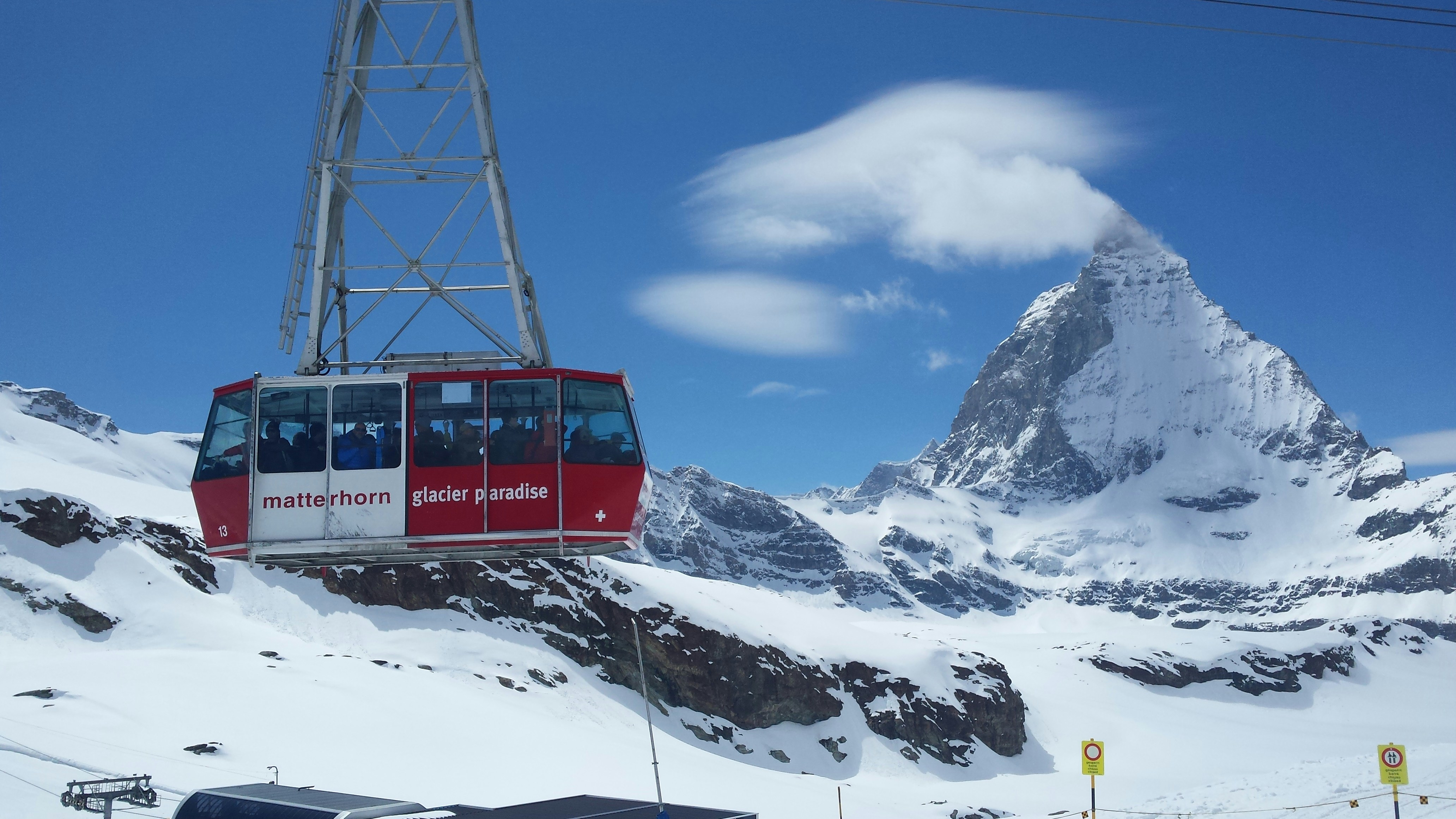 Free Unsplash photo from Carlos Alfredo Valencia