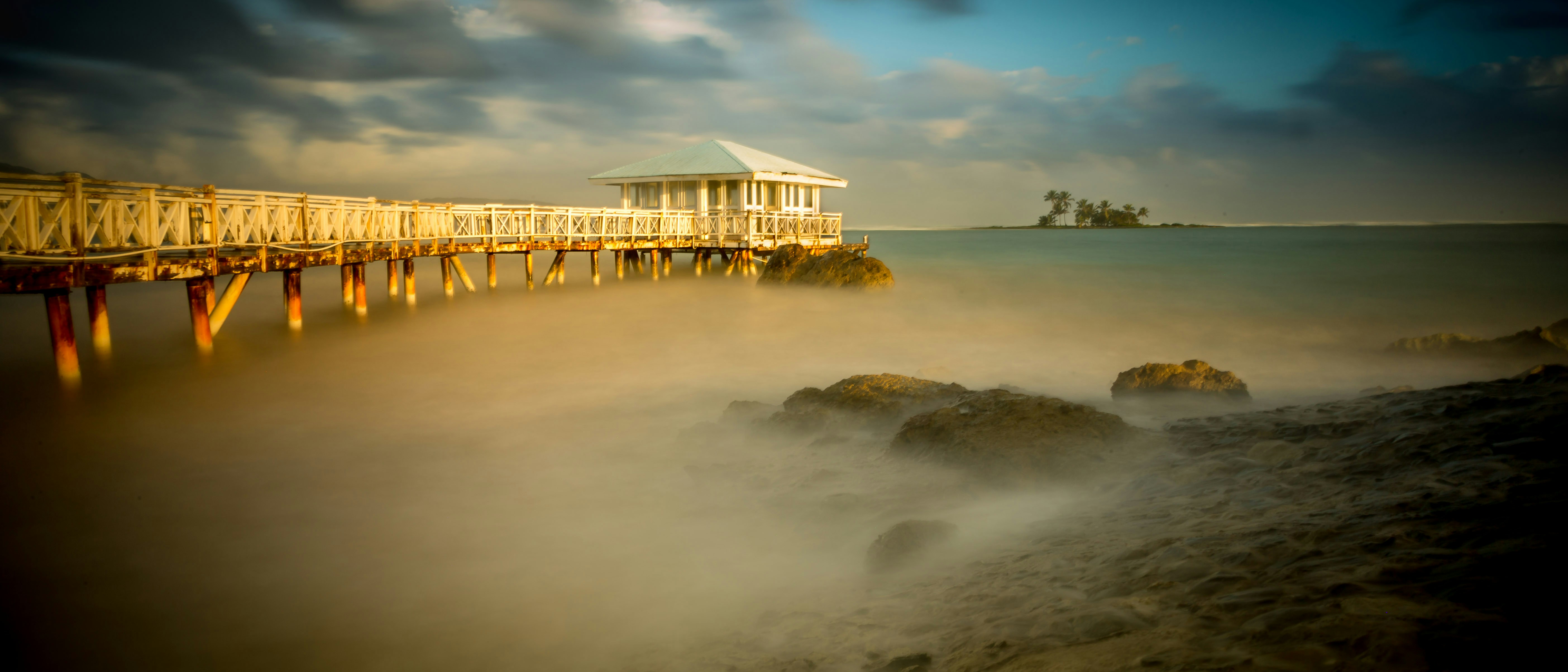 Free Unsplash photo from Alex Guillaume