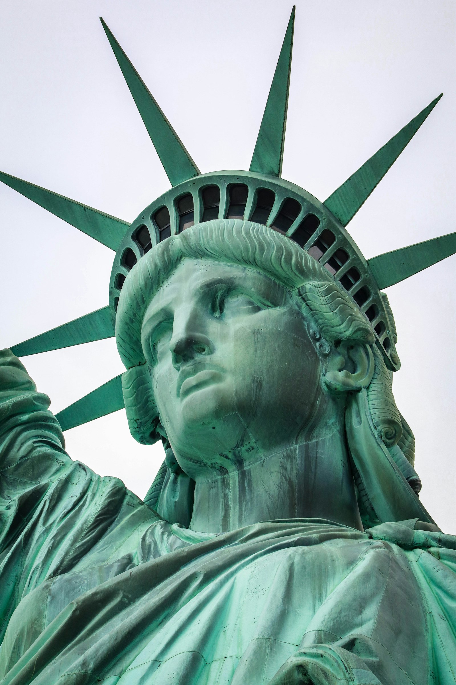 Canon EOS 80D + Canon EF-S 55-250mm F4-5.6 IS STM sample photo. Statue of liberty photography