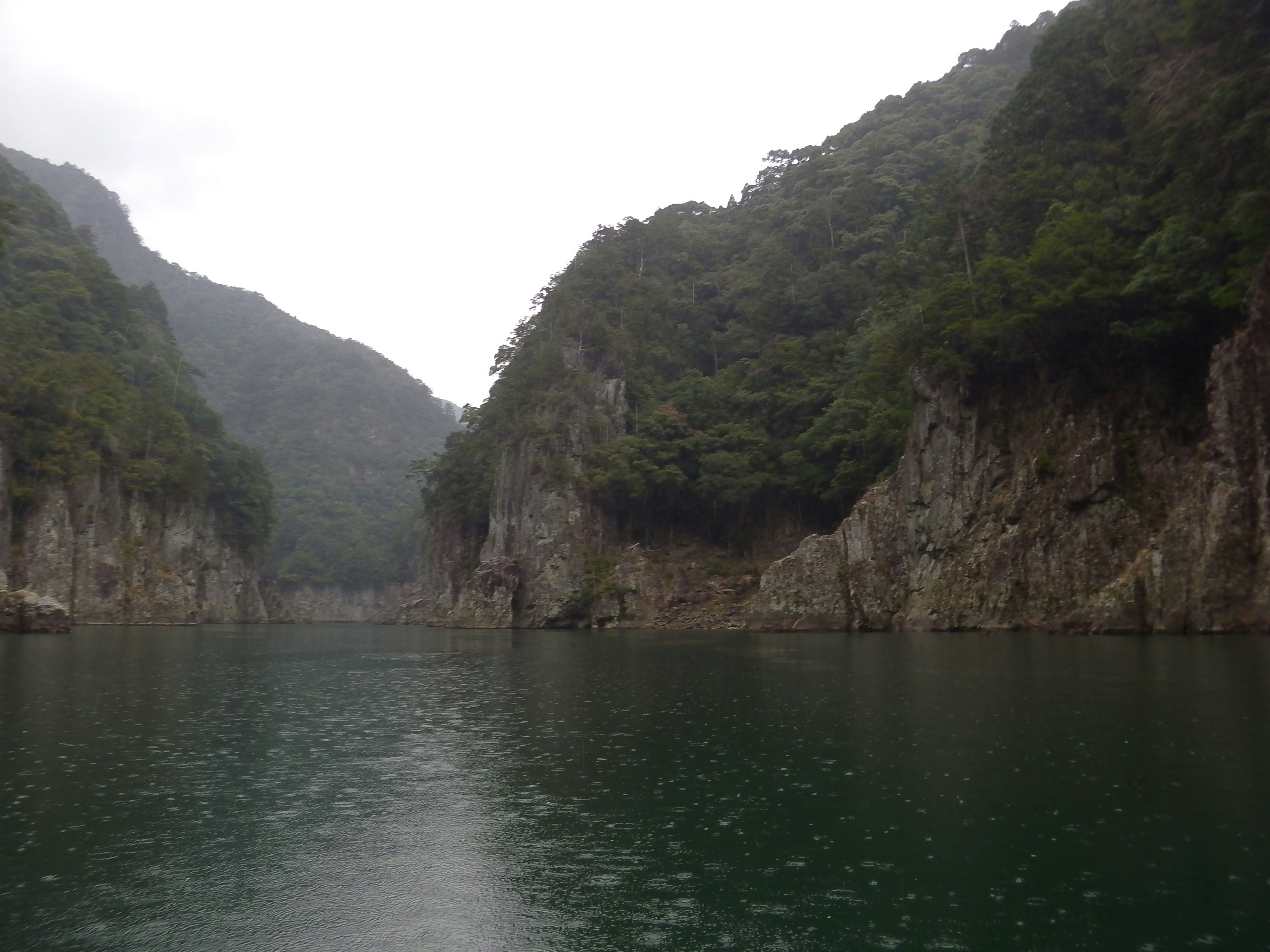 Free Unsplash photo from Hiroshi Kishino