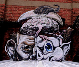 Artistic brain split showing right brain’s wonder and left brain’s practical focus in harmony.