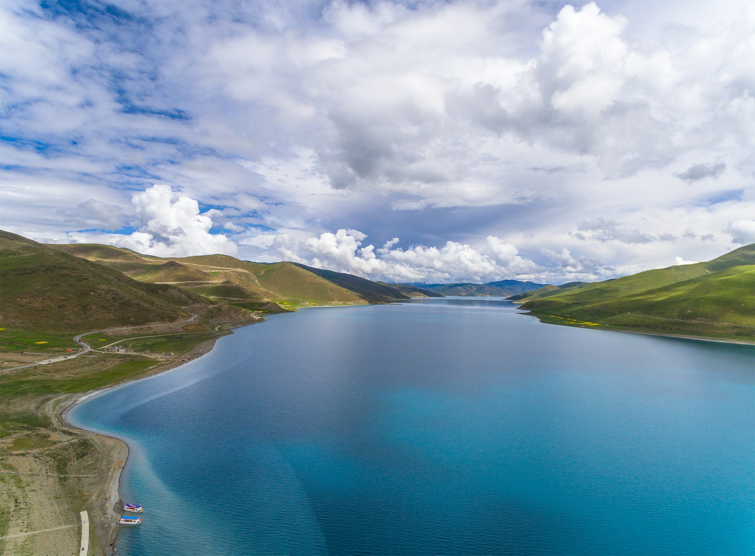 Free Unsplash photo from journey cloud