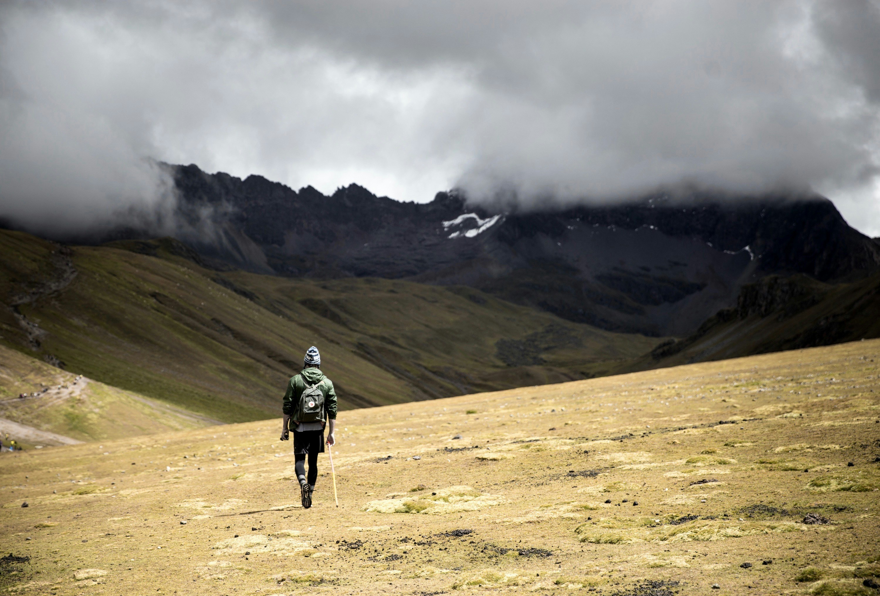 노마드와 등산 라이프: 자유로운 삶을 위한 산행의 즐거움
