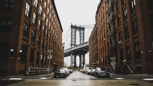 Manhattan through Dumbo