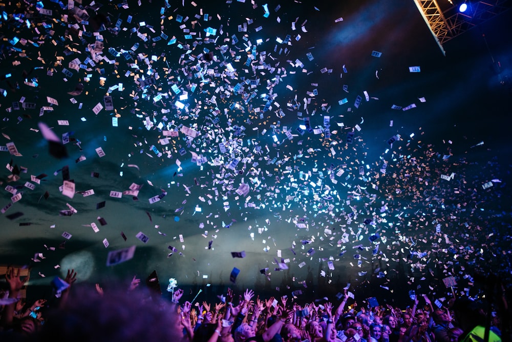 Confetti flying over the attendees of a concert at Dockville Festival