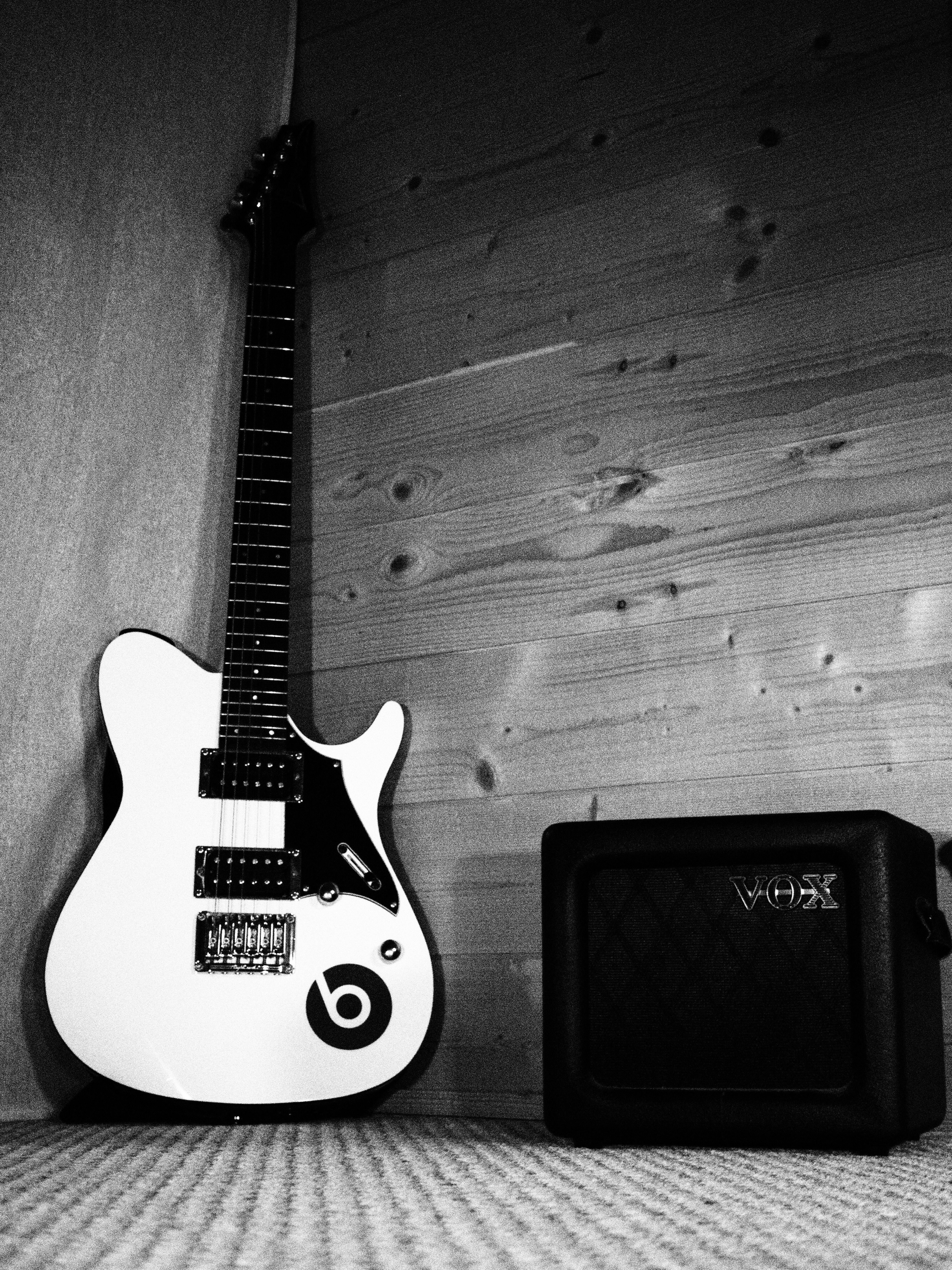 Axelvibe Signature Tee