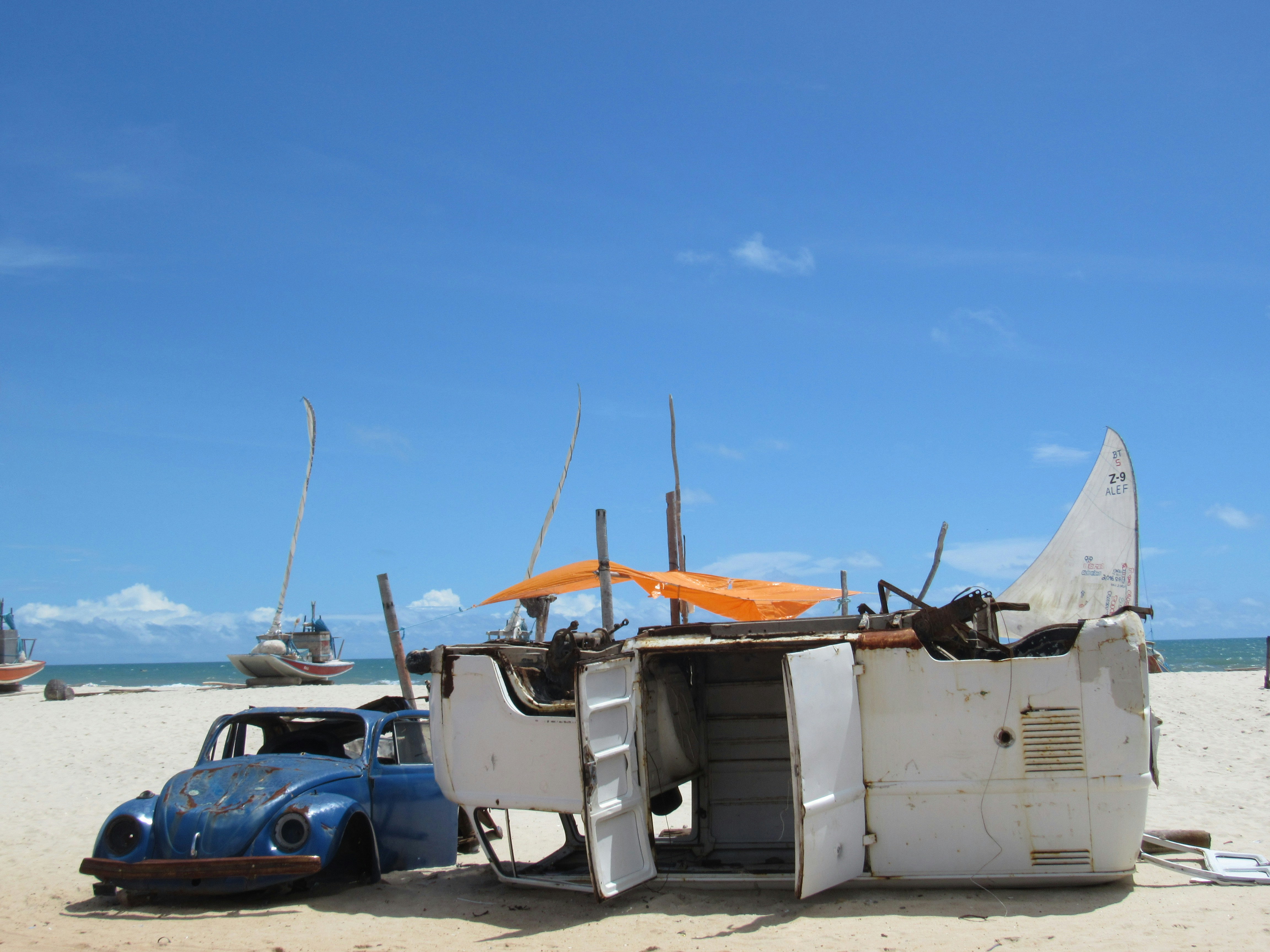 Free Unsplash photo from raiza sousa