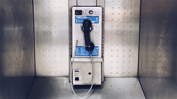Payphone — analog POTS telephone line