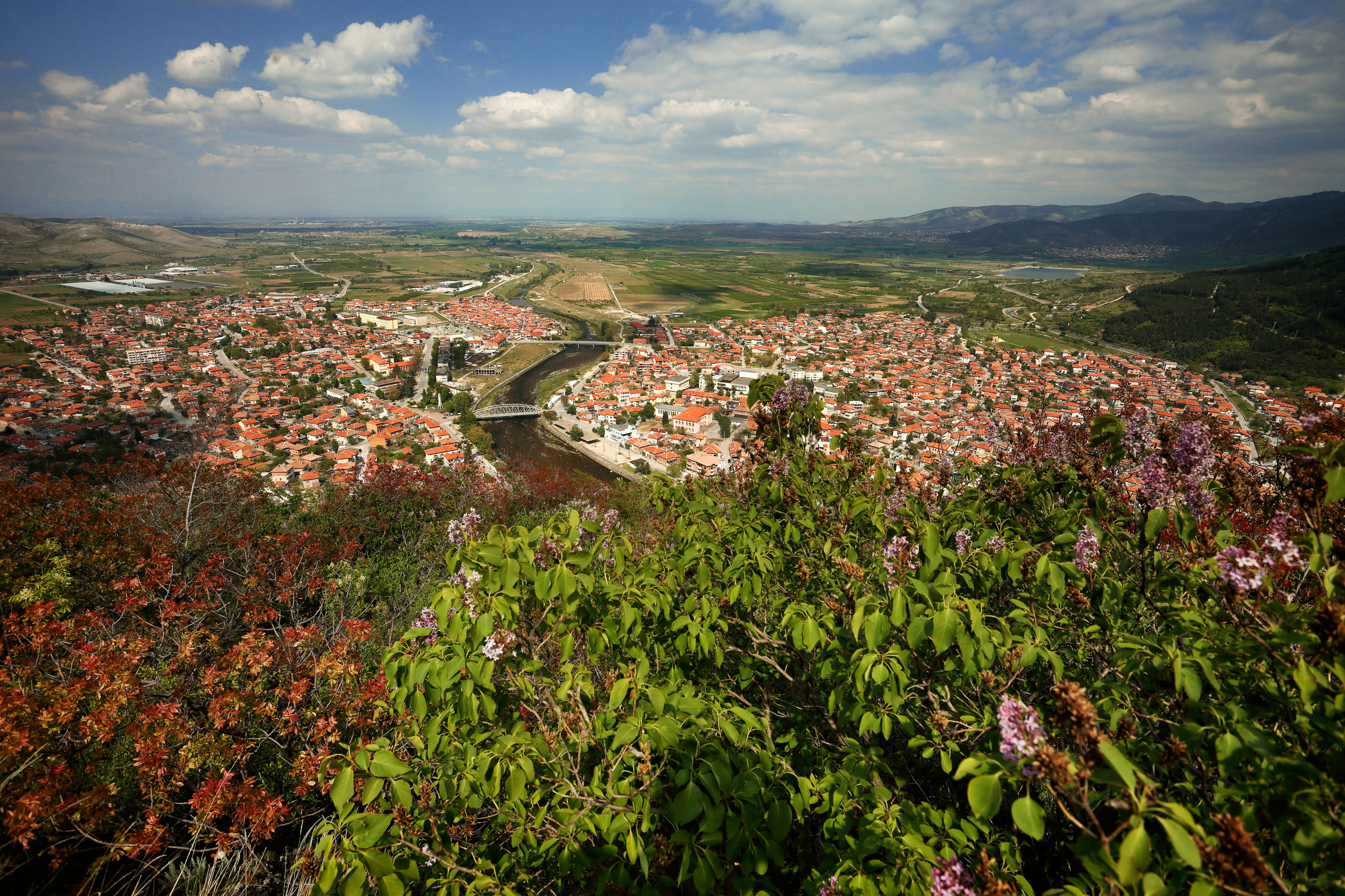 Free Unsplash photo from Hilmi Masrafchi