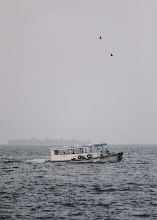 photo of Malé Lake near Meeru Island