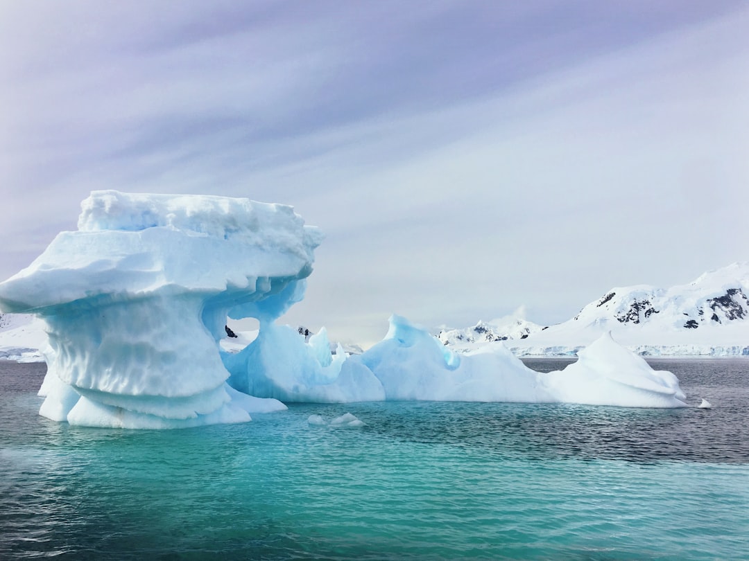 iceberg in middle of ocean, Through the Iceberg