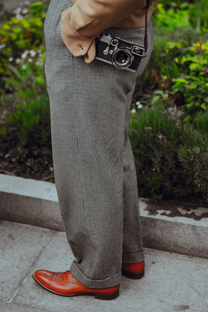 Men's dress trousers and chinos