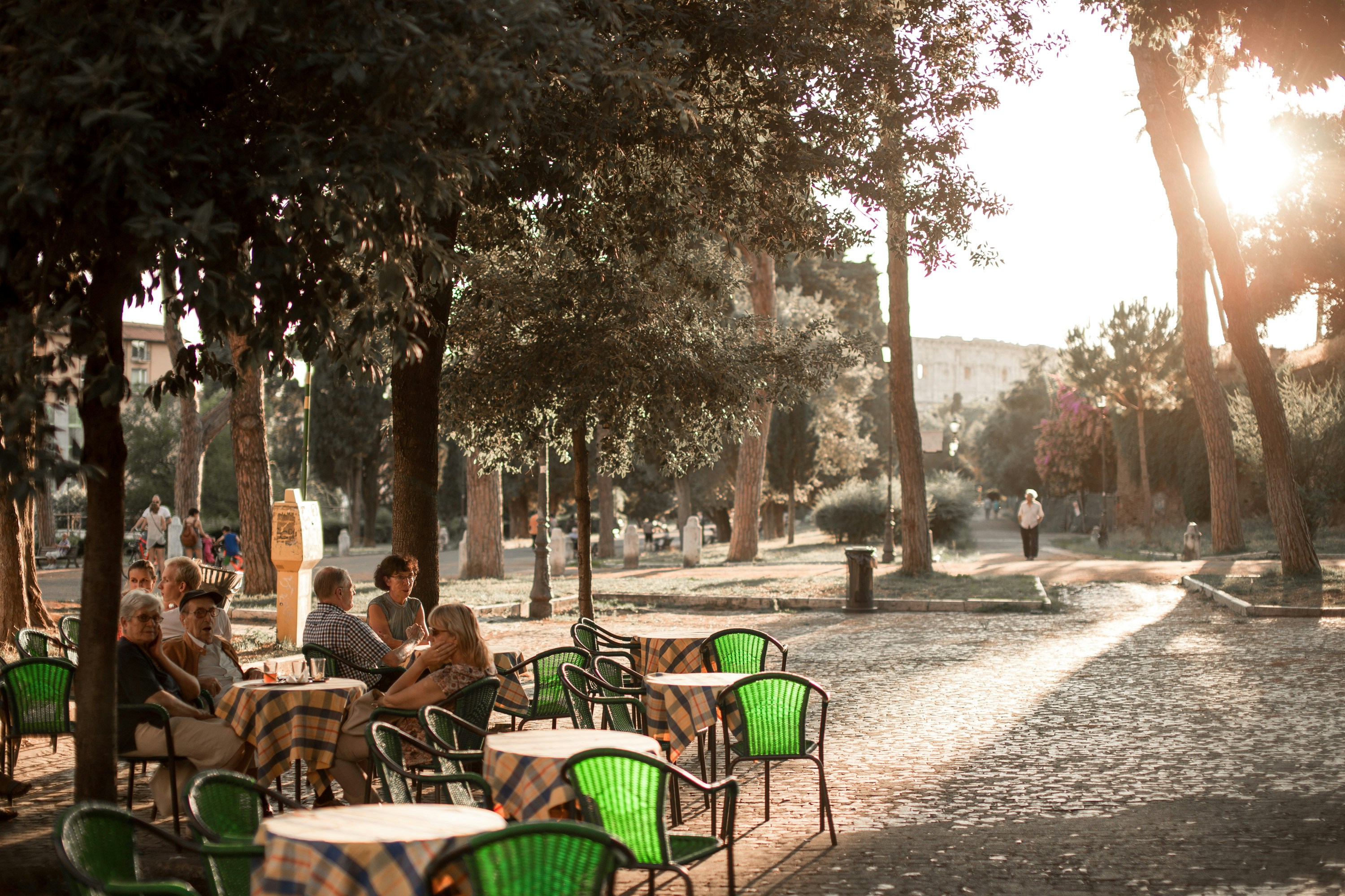 Free Unsplash photo from Linas Bam