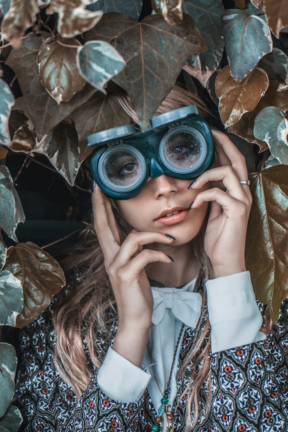 woman wearing black binoculars