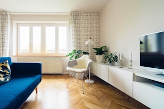 TRENDS IDEAS DESIGN BUILD