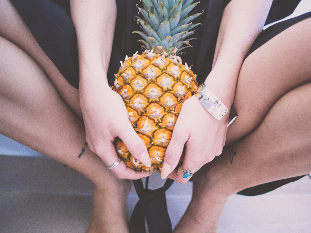 pineapple fruit close-up photography