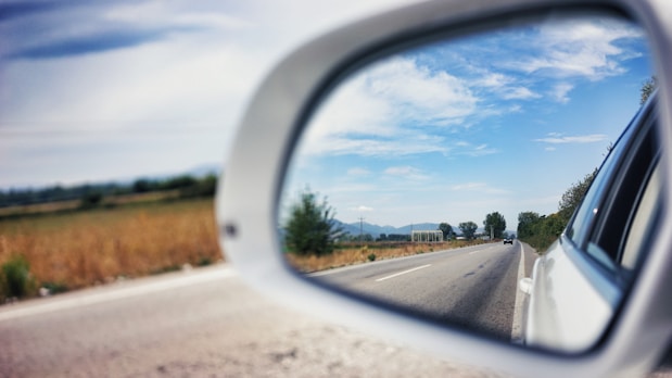Araç Yan Aynalarındaki Nokta Nokta Çizgi Ne Anlama Geliyor