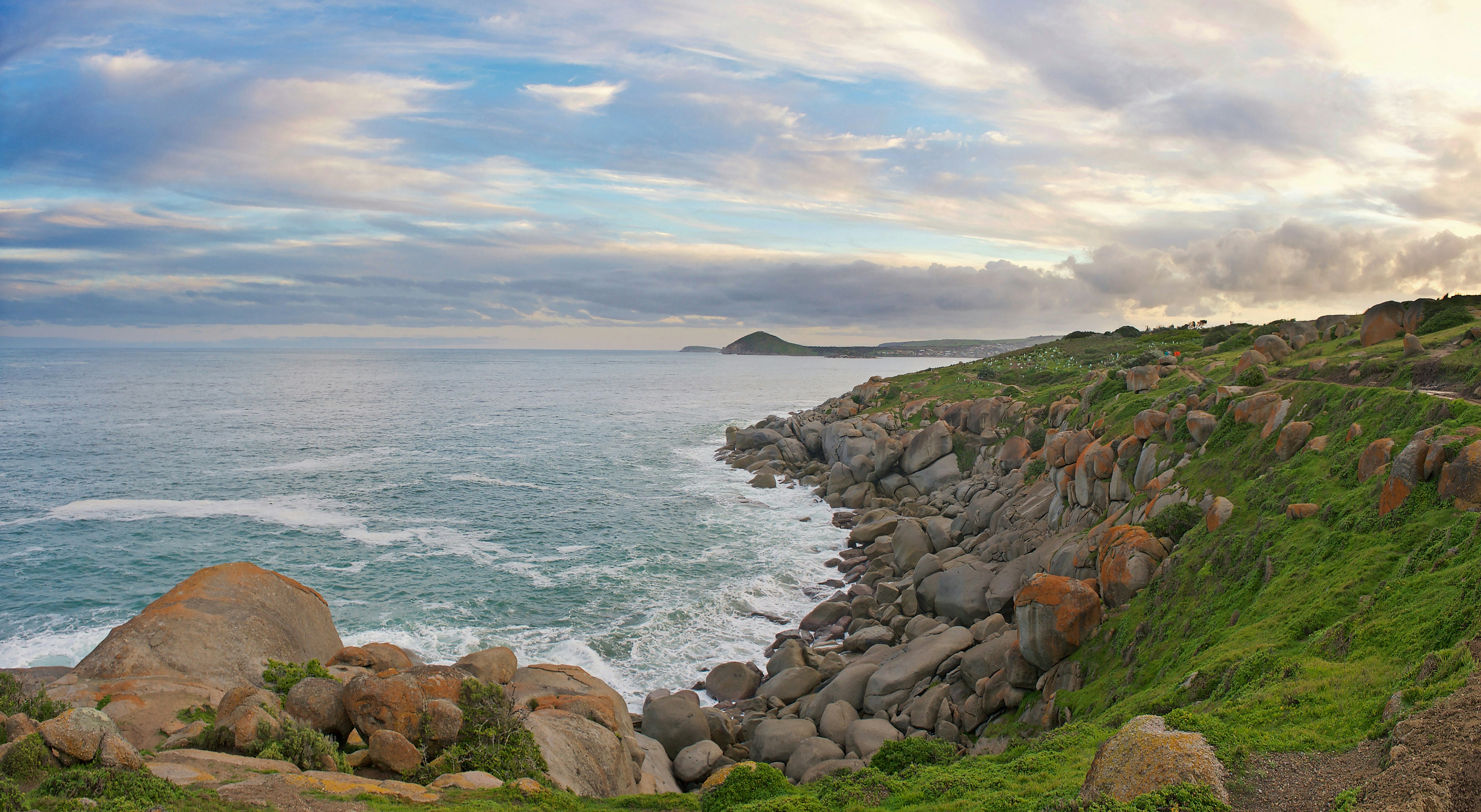 Free Unsplash photo from Ashkan Shafaati