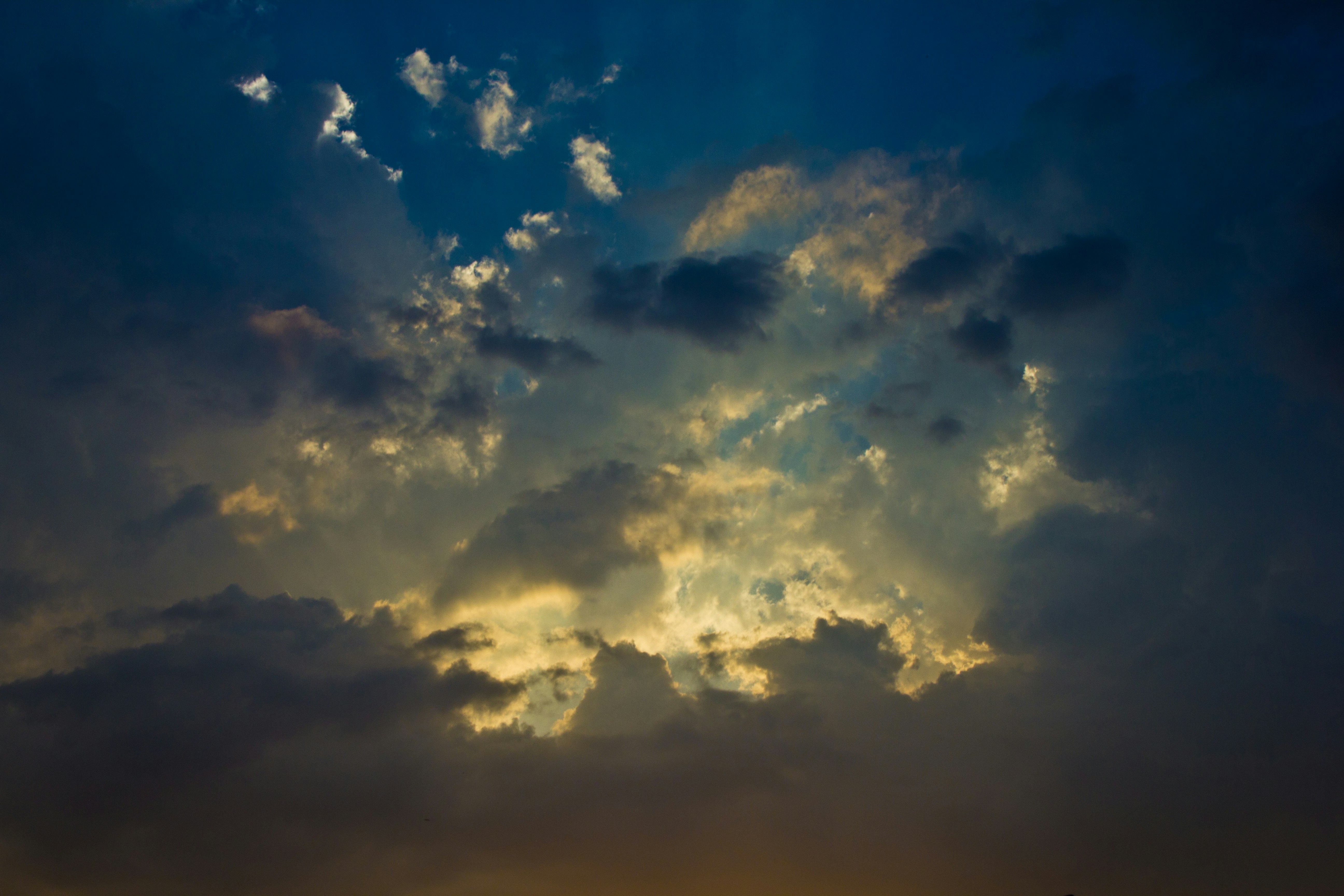 Free Unsplash photo from Abner Valero