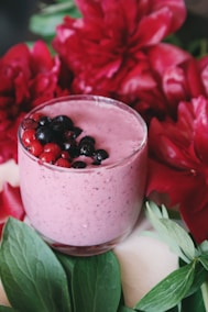 A calming evening scene with collagen powder in a smoothie.