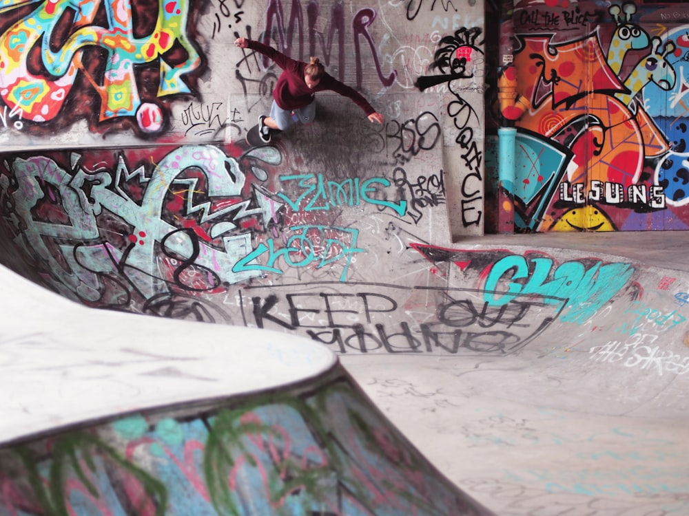 skateboard court photo – Free Bern Image on Unsplash