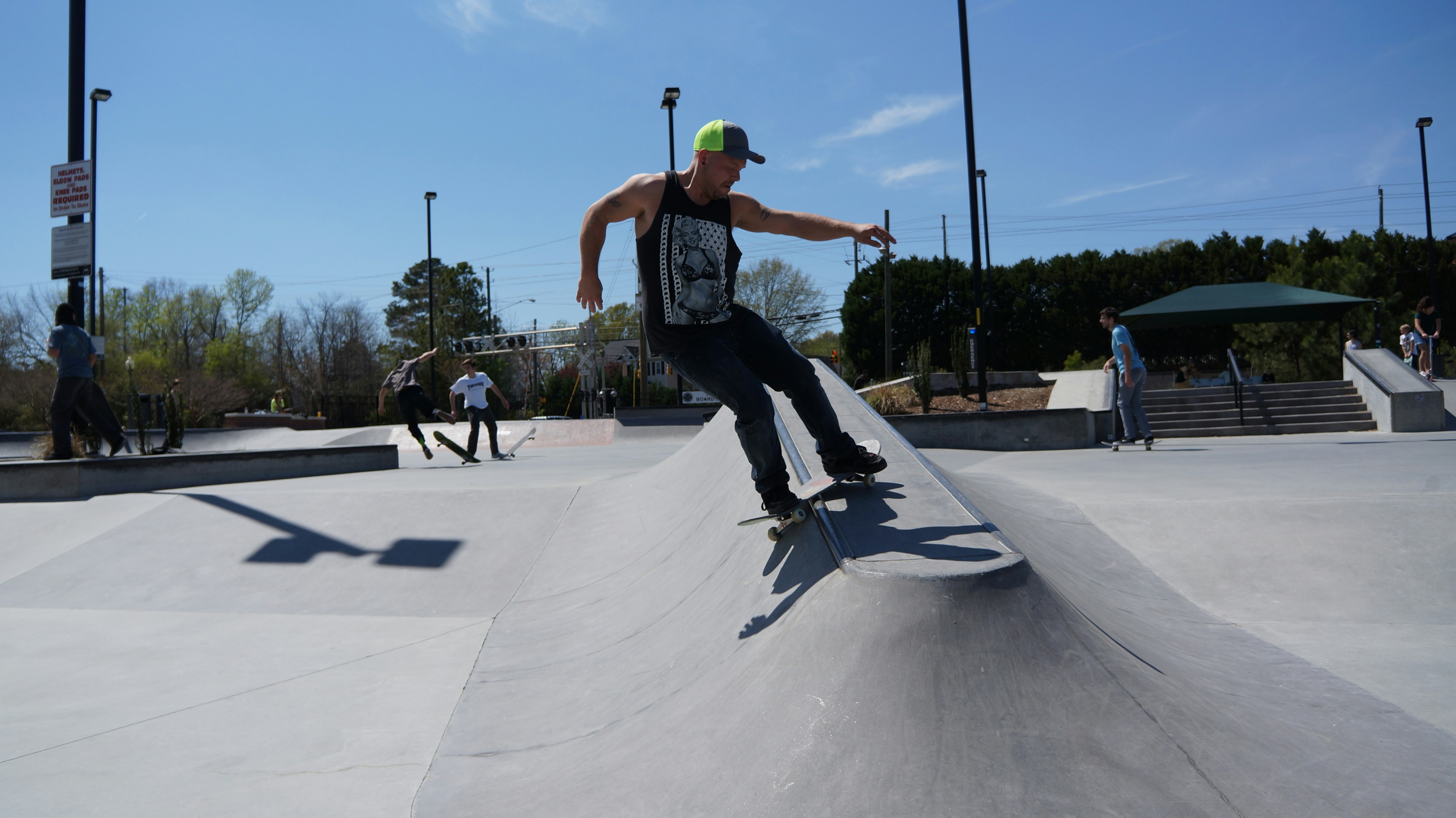 Free Unsplash photo from Andy Rosario