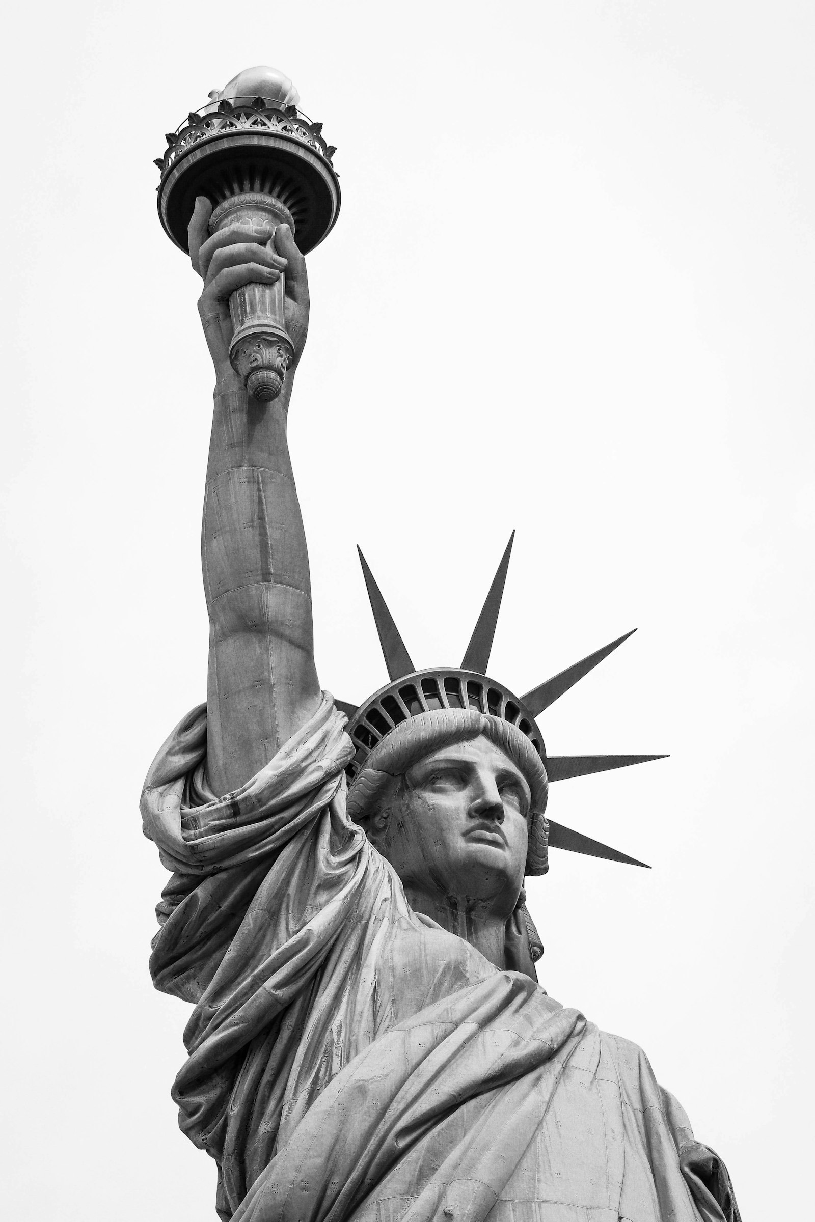 Canon EOS 80D + Canon EF-S 55-250mm F4-5.6 IS STM sample photo. Statue of liberty photography