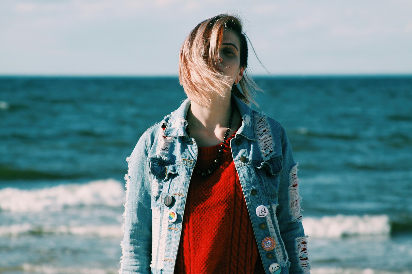 Canon EOS 50D sample photo. Woman wearing blue denim photography