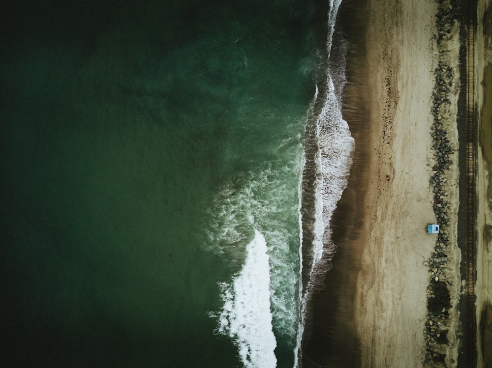 aerial photo of waterwave at daytime