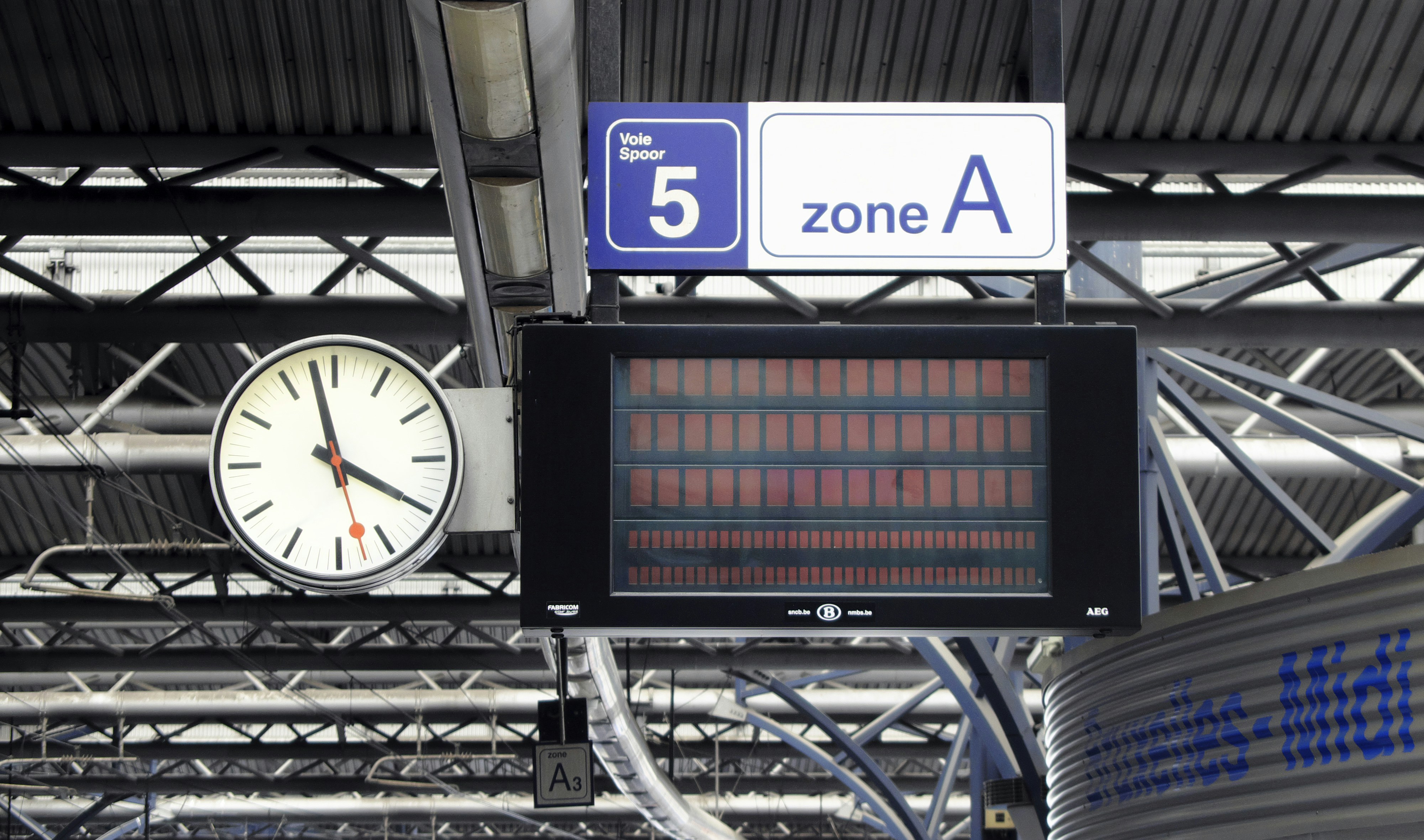 Free Unsplash photo from Miguel A. Amutio