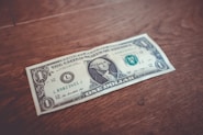 1 US dollar banknote close-up photography