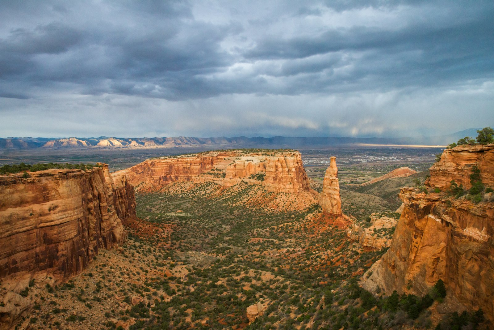 Canon EF-S 17-55mm F2.8 IS USM sample photo. Aerial photography of rocky photography