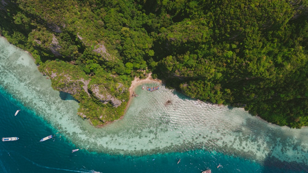 Vue aérienne de la plage