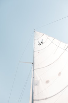 morphisches feldlesen mfl white boat sail