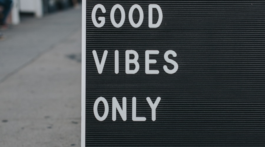 good vibes only text