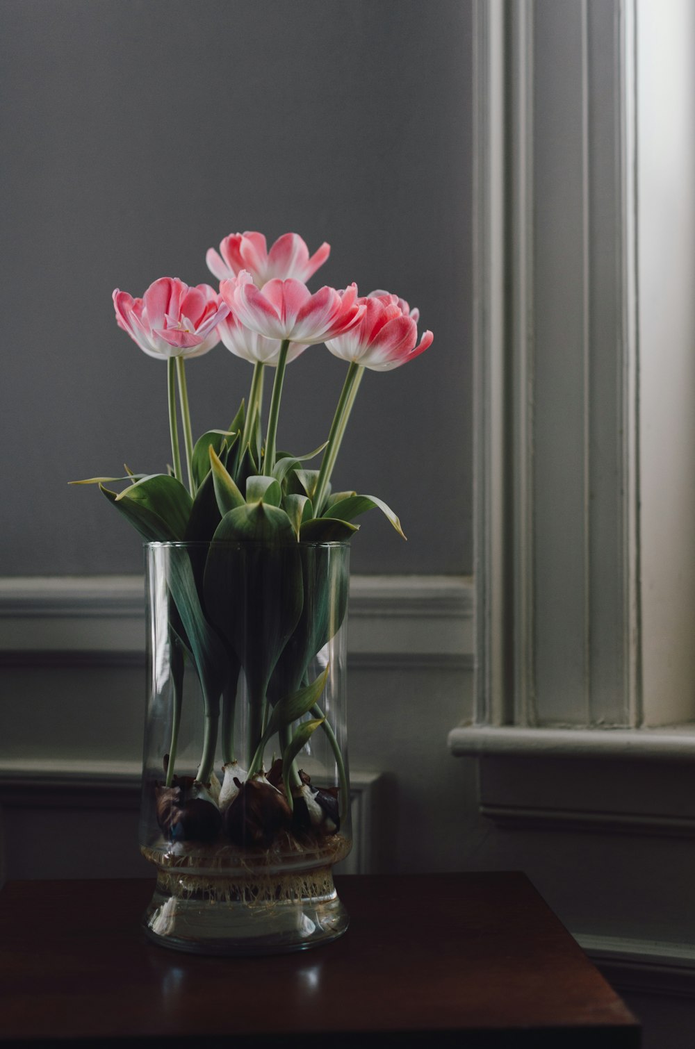 Glass Vases And It's To Make Your Home Look Attractive