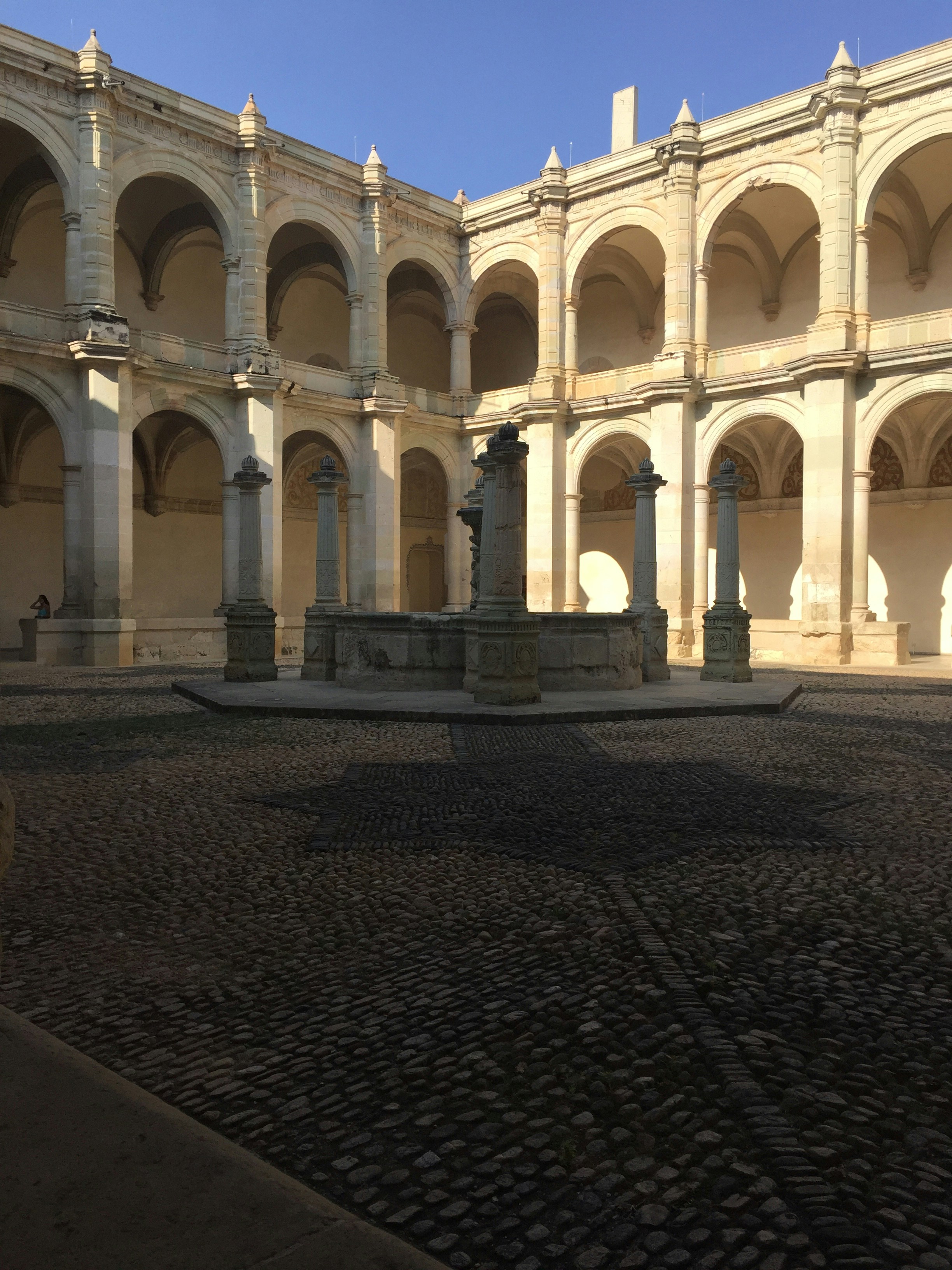 Free Unsplash photo from Alejandro Fulladosa