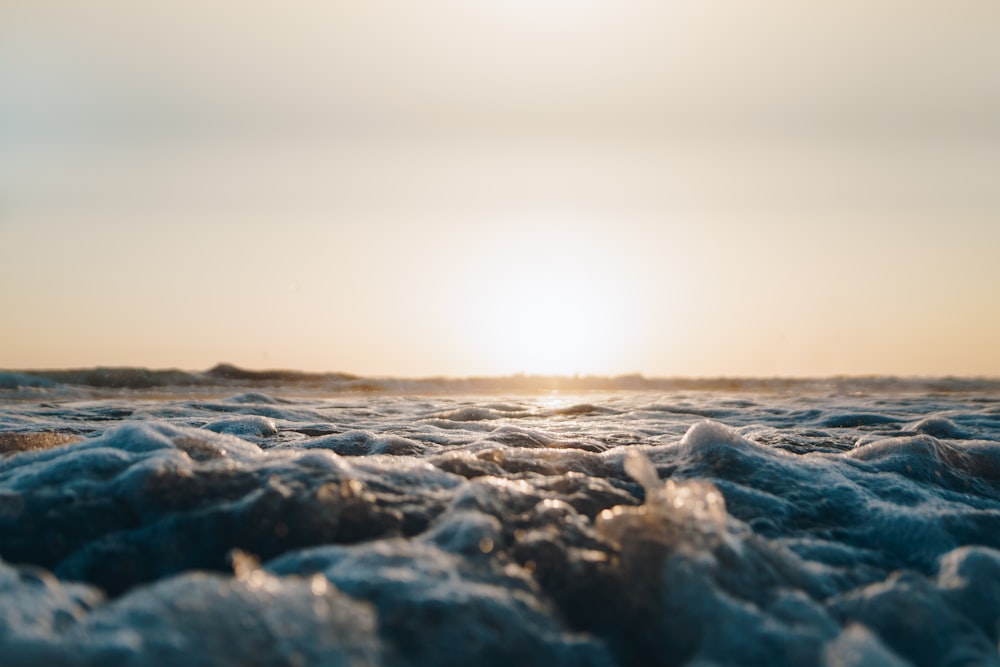 closeup photo of body of water