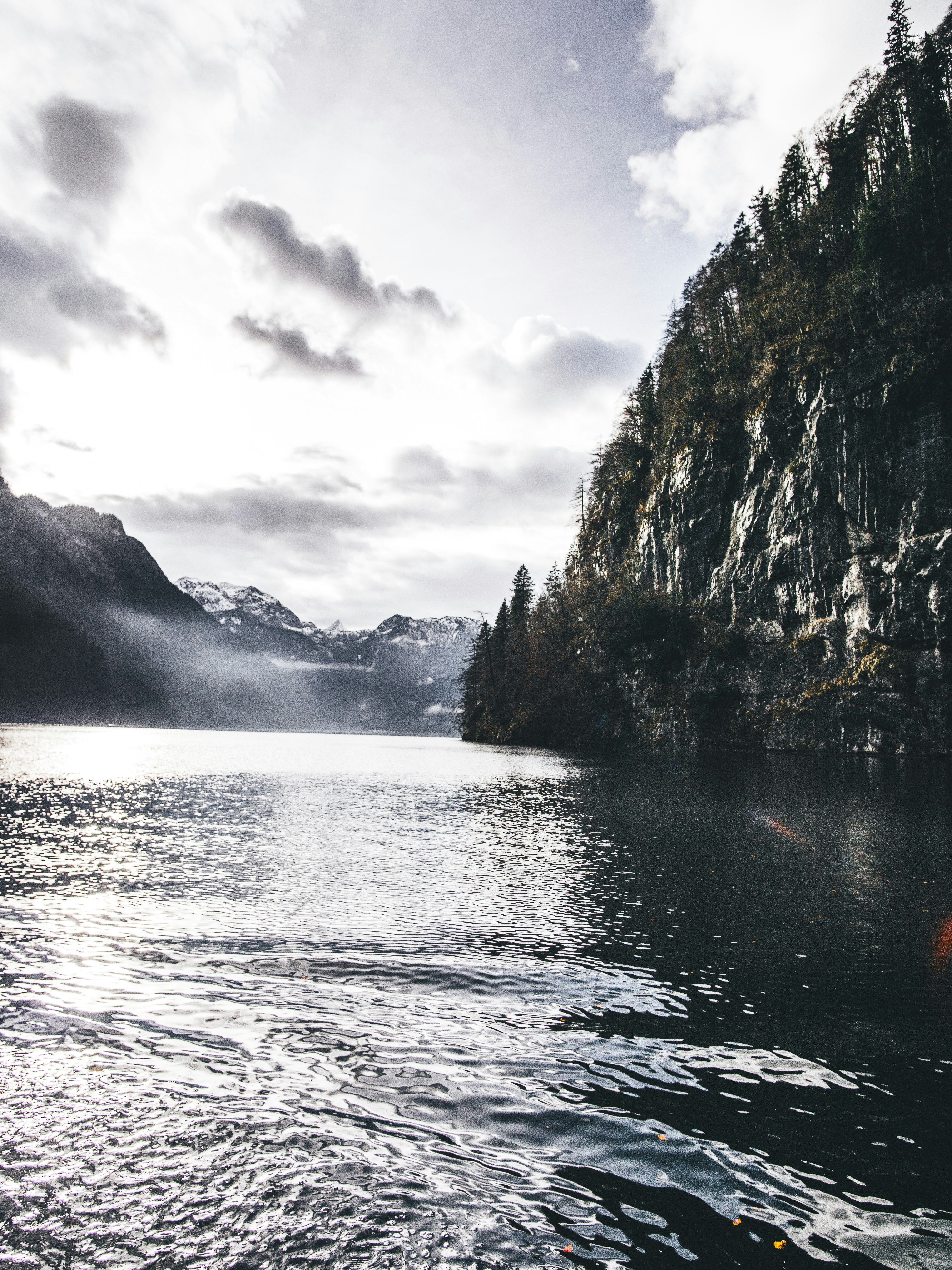 Free Unsplash photo from Robert Richarz