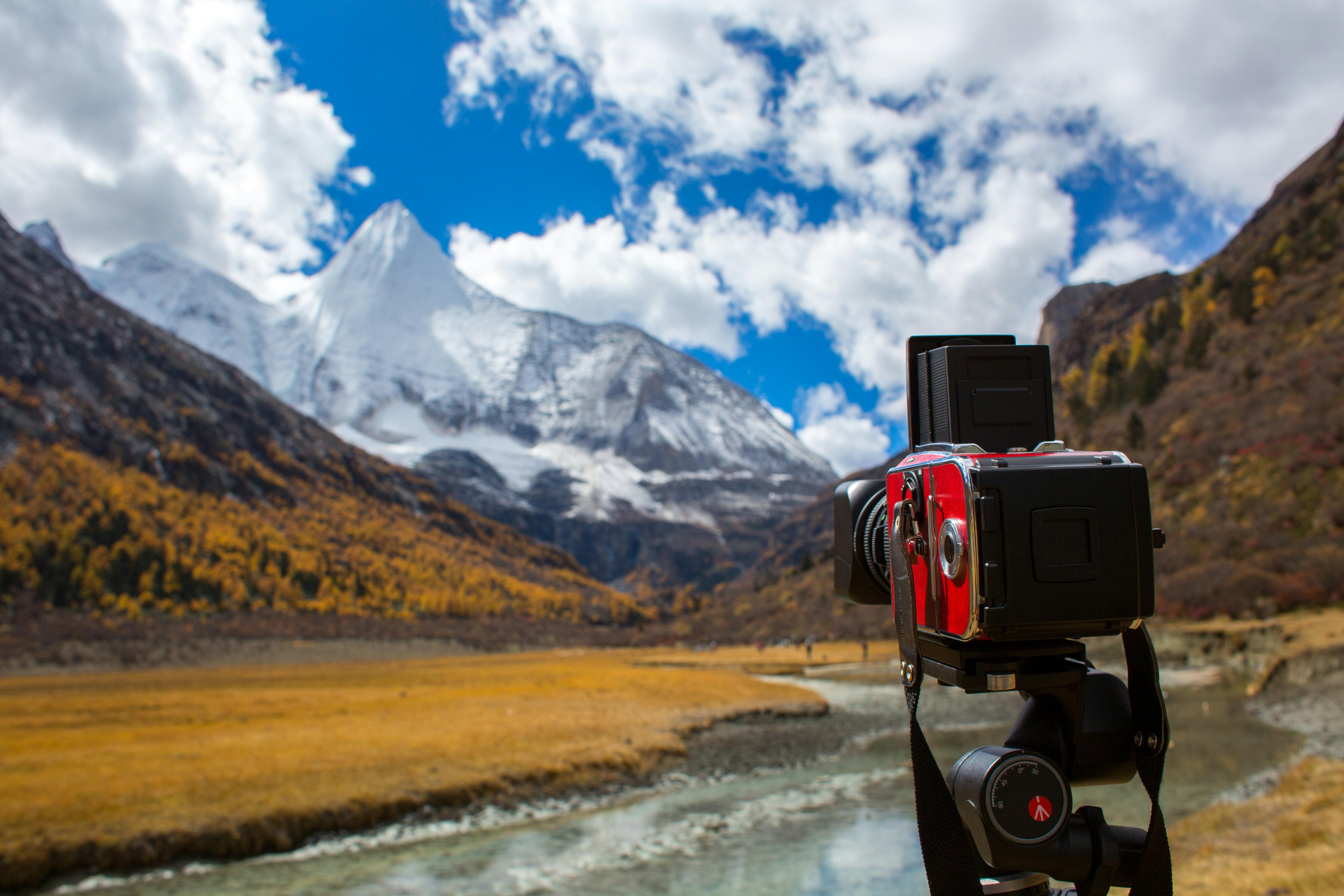 Free Unsplash photo from NASa Qian