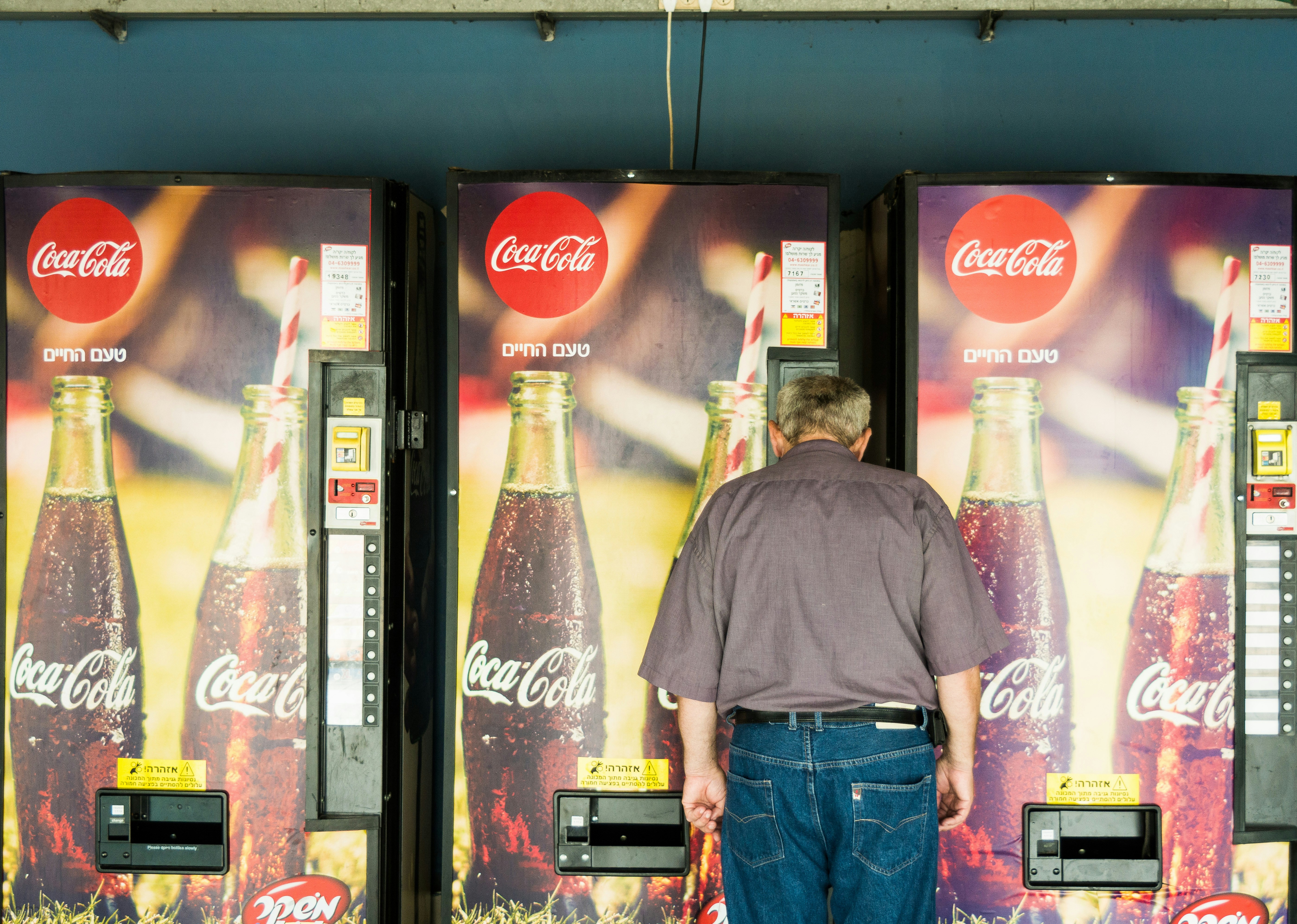 Free Unsplash photo from naaman frenkel