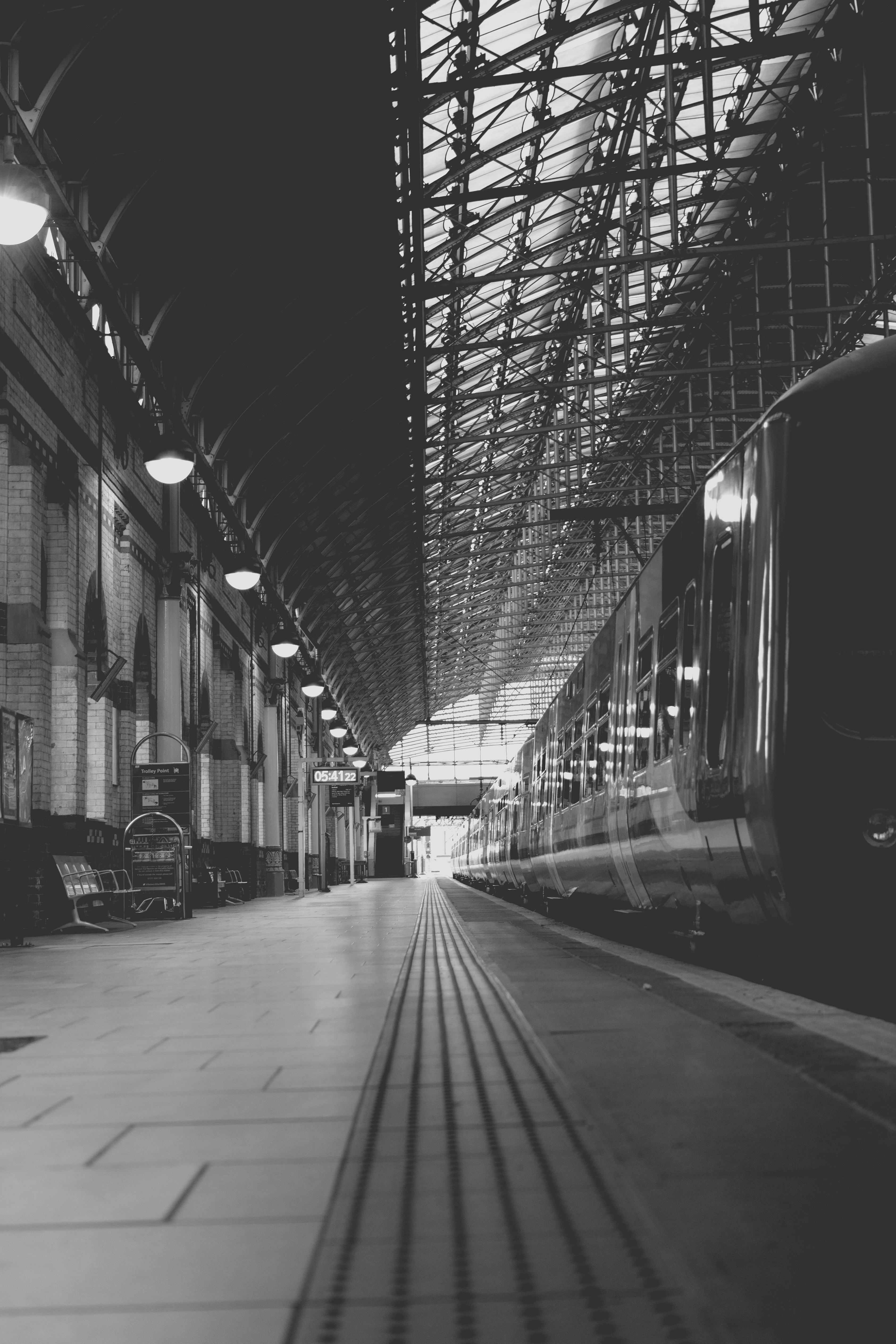 Free Unsplash photo from Leon Ell'