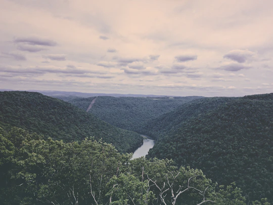 cloudy sky in the mountains