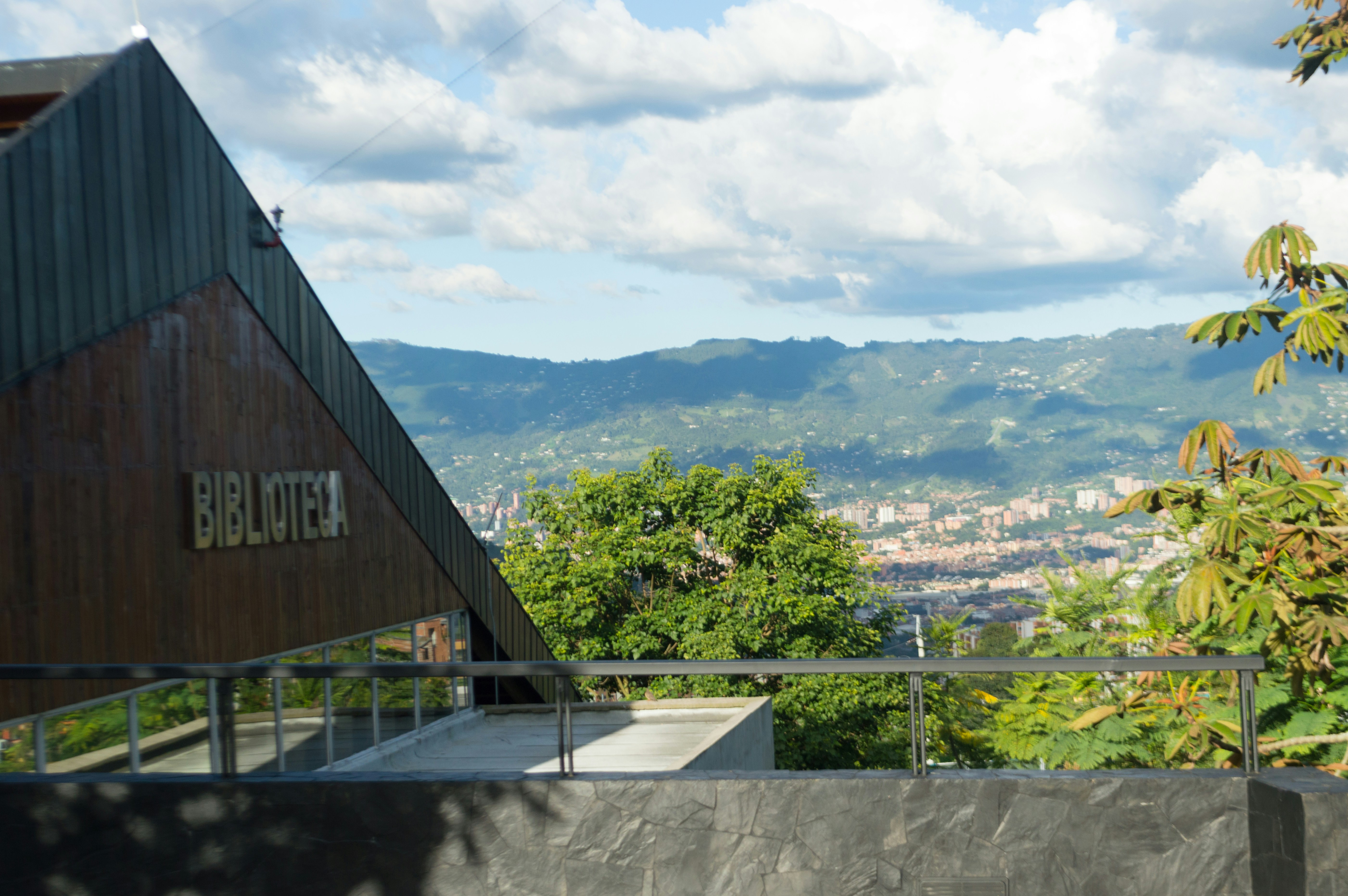 Free Unsplash photo from David Cortes