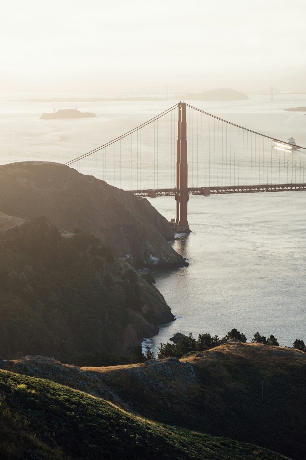 Golden Gate bridge during daytime