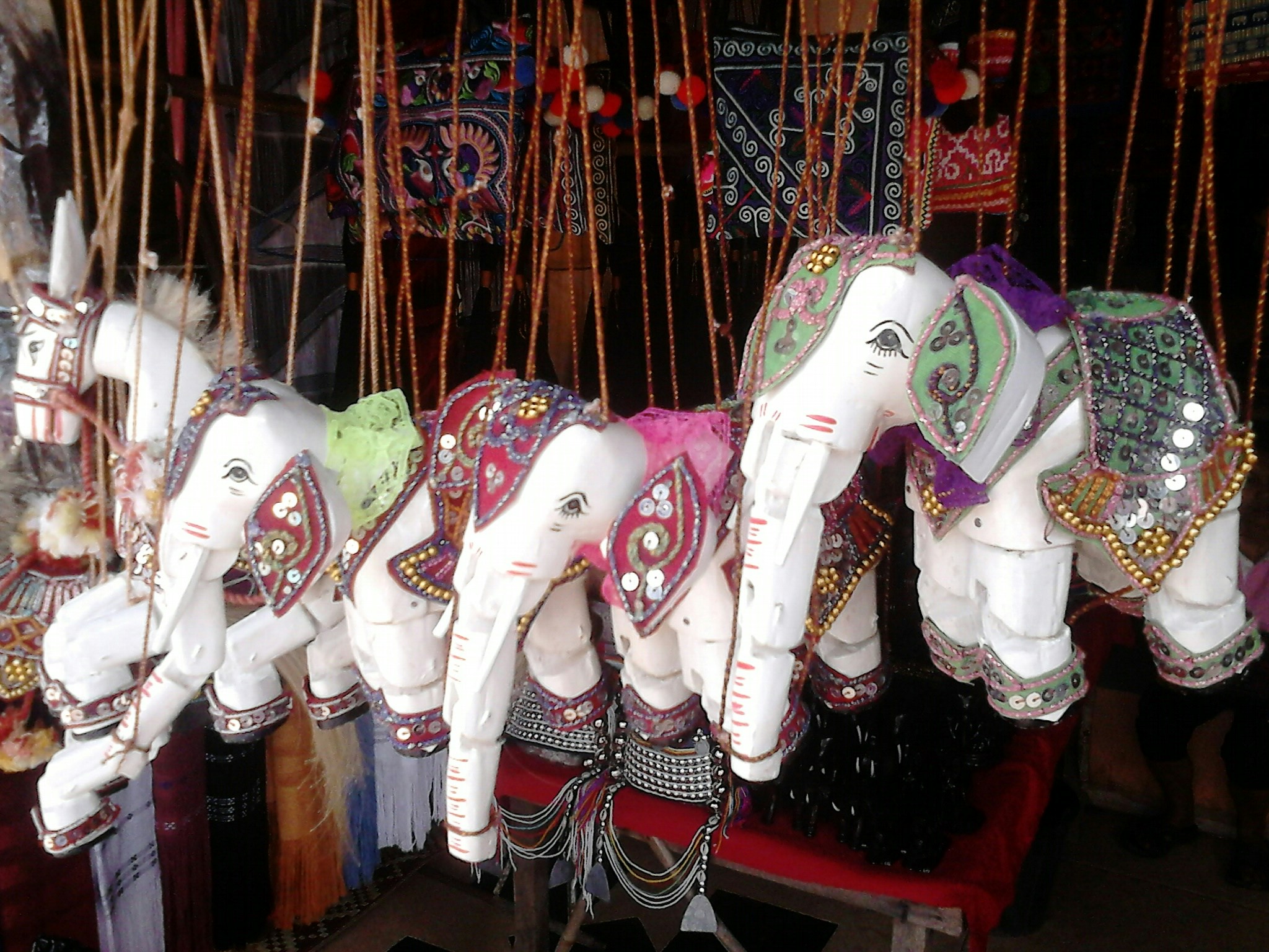 Free Unsplash photo from Abraham Jamieson