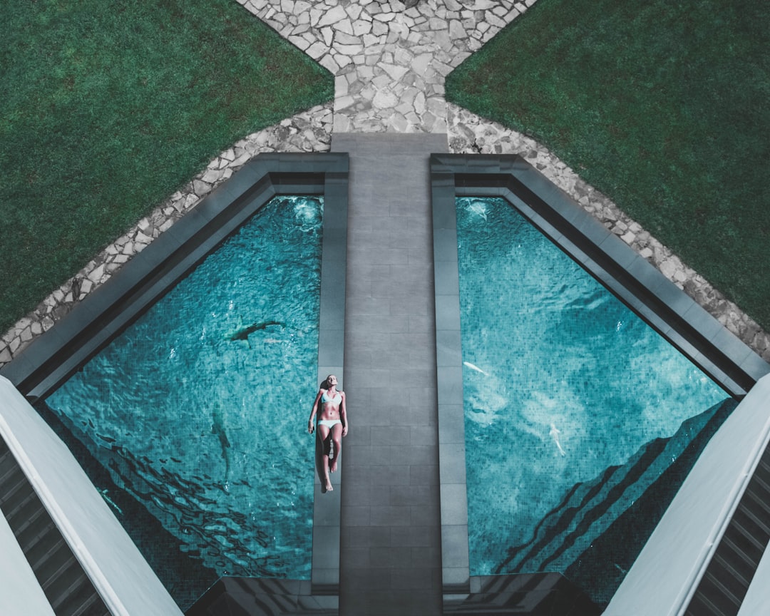 7 Stunning Infinity Pools at Majestic
