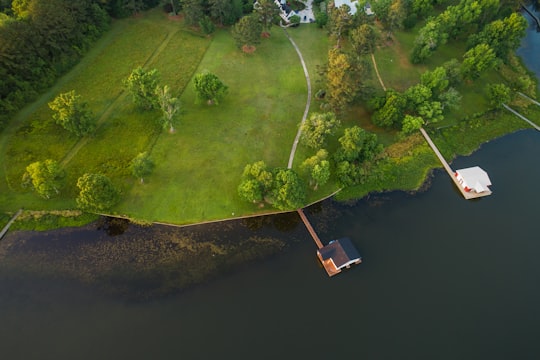 Aerial of house near river in Guntersville United States